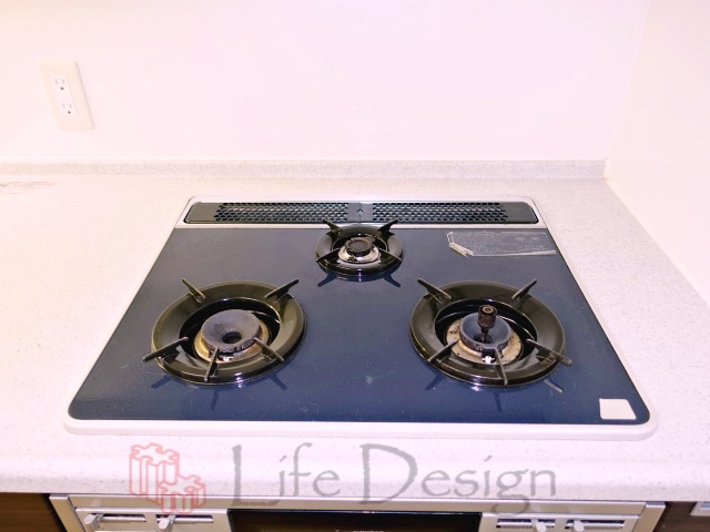 D’sグラフォート大阪NYタワー システムキッチン 3口ガスコンロ